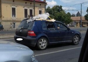 cadavru-pe-masina-1