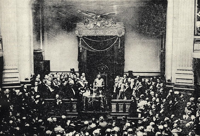 Regele Carol al doilea adresandu se parlamentului