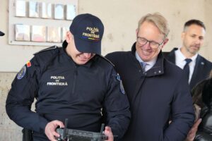 1732704037369 50596 S4