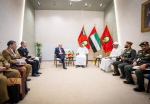 3 Intalnirea Ministrului Apararii Nationale Cu Ministrul De Stat Pentru Aparare Al Emiratelor Arabe Unite