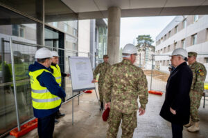 4 vizita la spitalul militar din craiova