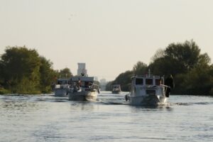 Ecluze pe bega titel 2