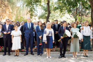 Mesajul ministrului afacerilor externe, oana Țoiu, cu prilejul zilei limbii române (2)