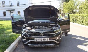 1758710963100 40958 s4