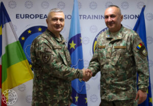 2 schimbare comanda misiunii ue din republica centrafricană (eutm rca command handover takeover ceremony)