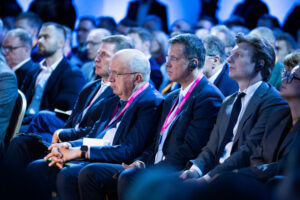 Forumul de securitate de la varșovia (12)