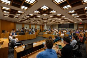 Ministrul afacerilor externe, oana Țoiu, invitată la princeton pentru a prezenta perspectiva româniei (4)