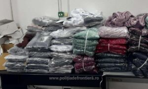 1760172735309 942 s4