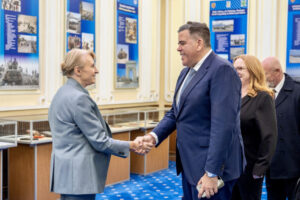 3 dialog româno australian la sediul mapn