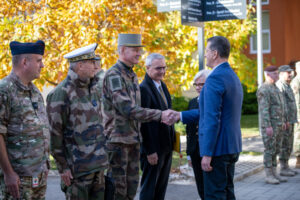 Întrevedere a miniștrilor român și francez ai apărării, la sibiu.5