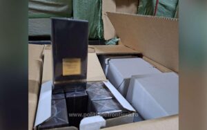 1763018835244 117 S4