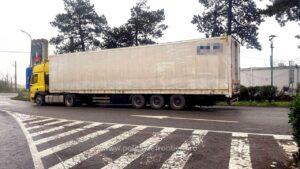 1765271172384 41257 S4