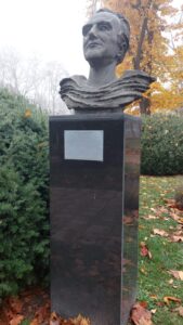 Busturi Parcul Scudier Image 2025 12 09 at 13.14.54 (5)