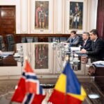 1 Întâlnire a ministrului apărării naționale cu ambasadorul Regatului Norvegiei la București foto Laurentiu Turoi