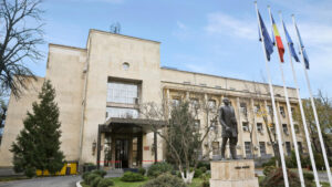 MAE declasifică peste 5000 de dosare diplomatice din primii ani de democrație:  alegerile din mai 1990, documente despre mineriade, vizita Regelui Mihai, corespondența cu URSS